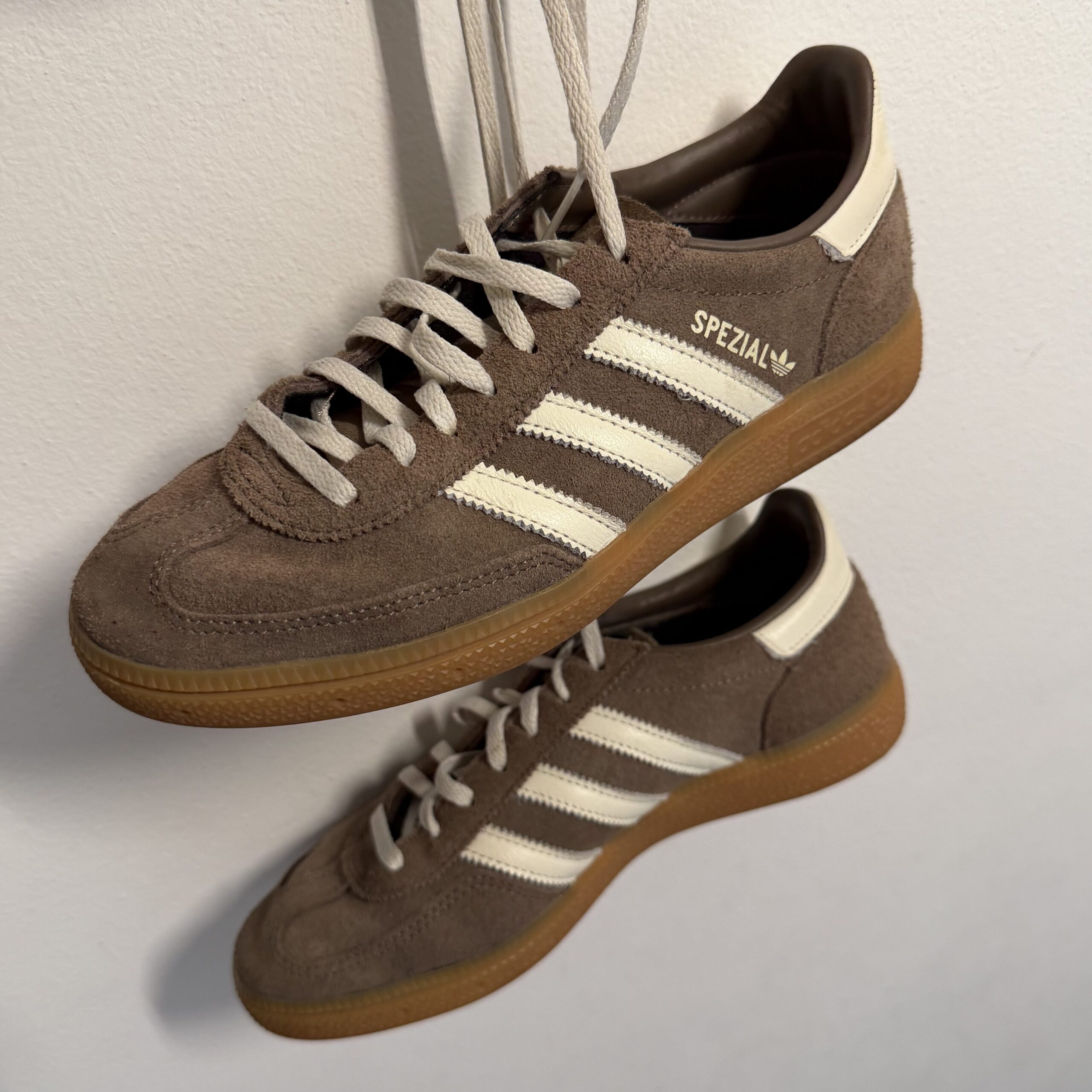 7 Outfit sportwear chic con Adidas Spezial